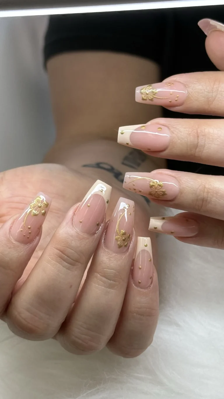 4e5c1e4525c245e1acc58ab31c2658-lili-nails-inspiration-a34adfb45268424681966bdfb1dbf6-booksy